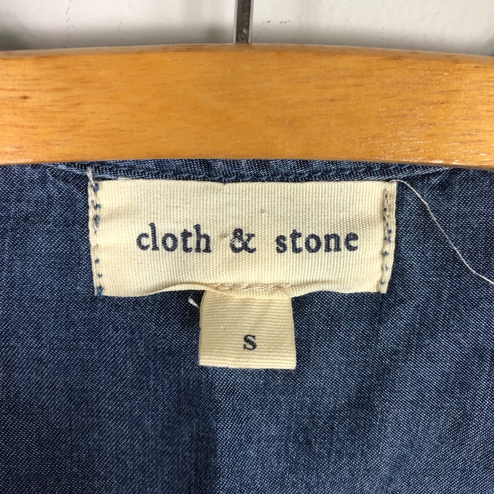 Anthropologie Cloth & Stone Chambray Popover 410 - Picture 5 of 9